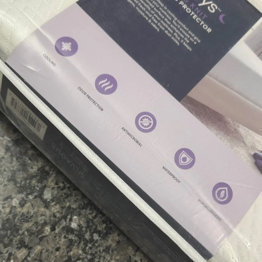 Sleepy cooling knit Twin XL Mattress Protector NWT